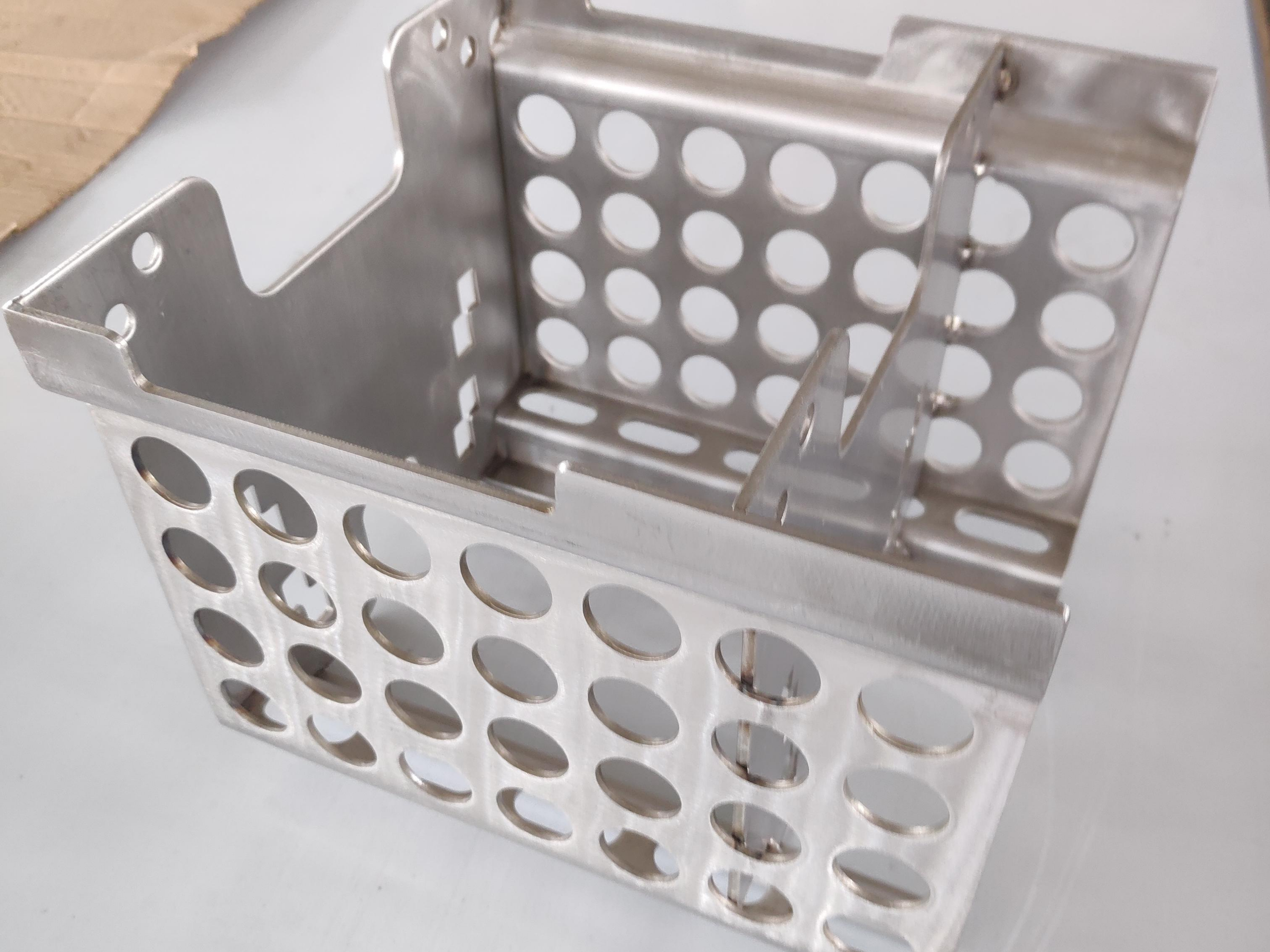 鈑金精密加工11 鈑金精密加工11